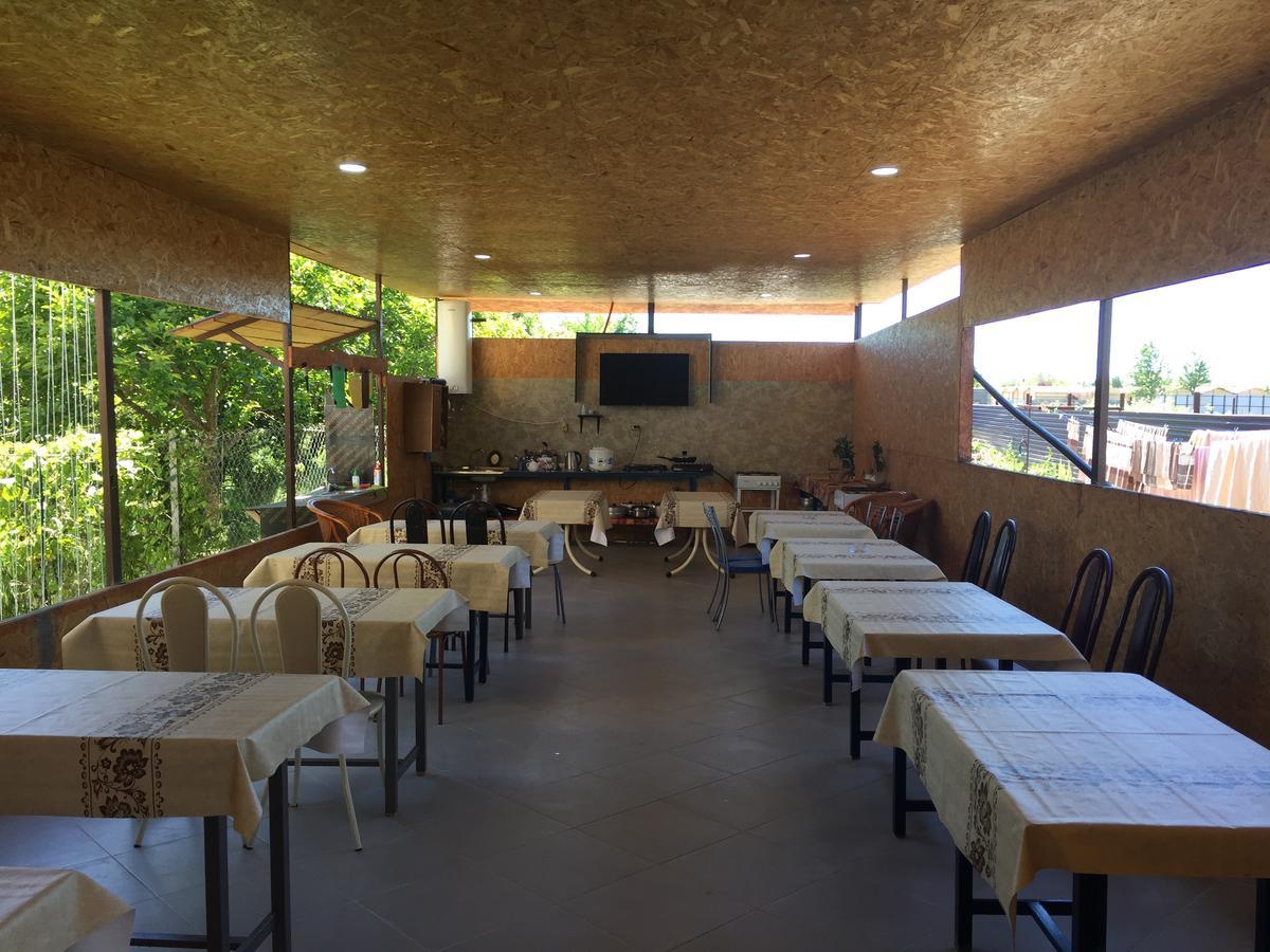 Dionisy Guest House Pitsunda Exterior foto